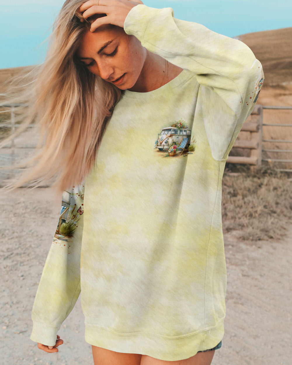 RUNNING AGAINST THE WIND BUS ALL OVER PRINT - TLNO0708243