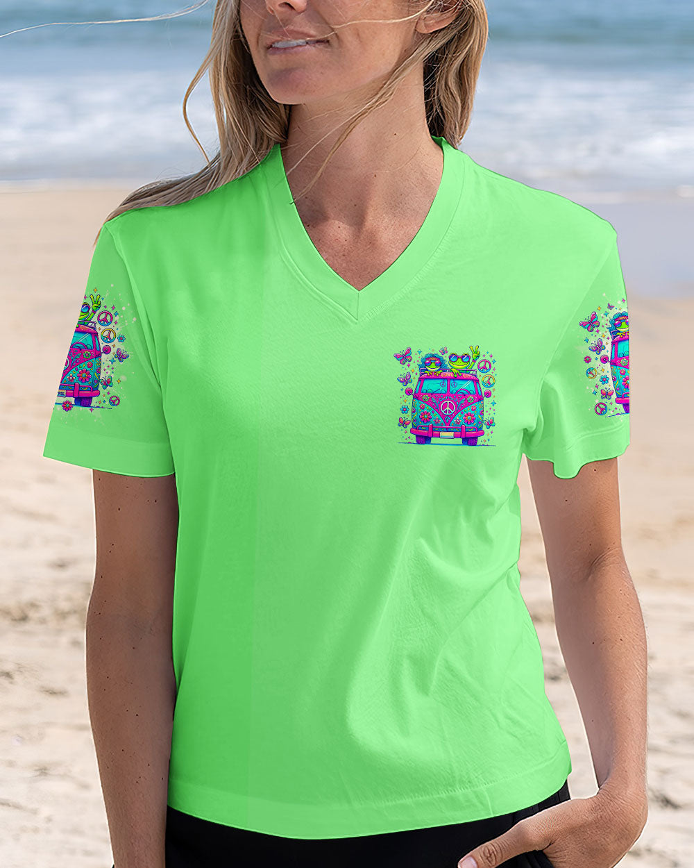 RUNNING AGAINST THE WIND FROG BUS ALL OVER PRINT - TLNO2210242
