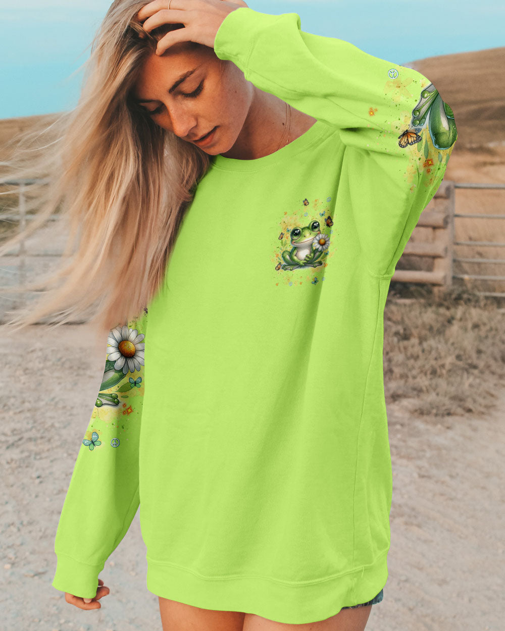 BE YOU THE WORLD WILL ADJUST FROG  ALL OVER PRINT  - TLNT1601251
