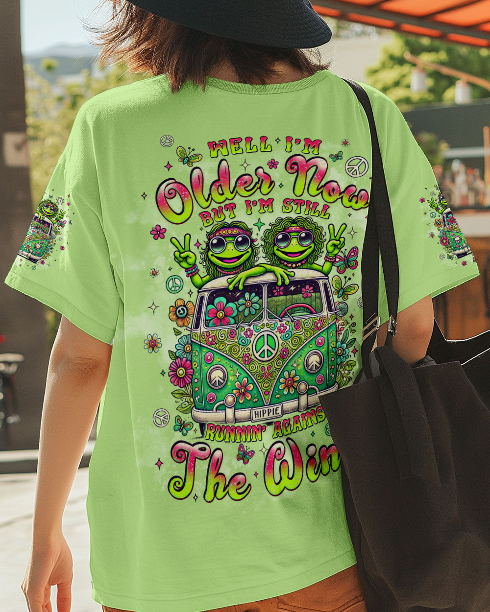 RUNNING AGAINST THE WIND BUS FROG ALL OVER PRINT - TLPQ0411244
