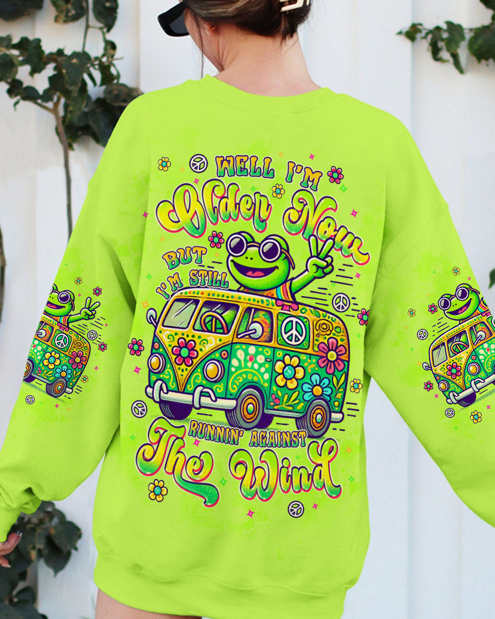 RUNNING AGAINST THE WIND FROG BUS ALL OVER PRINT - TLPQ2609244