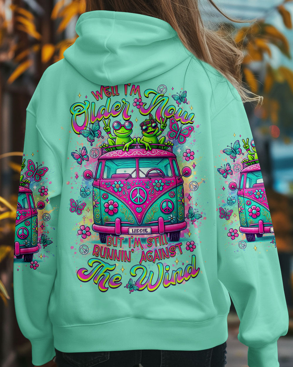 RUNNING AGAINST THE WIND BUS FROG ALL OVER PRINT - TLTR2412245