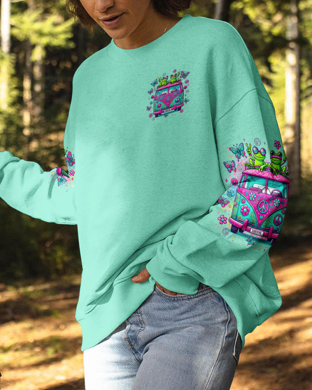 RUNNING AGAINST THE WIND BUS FROG ALL OVER PRINT - TLTR2412245