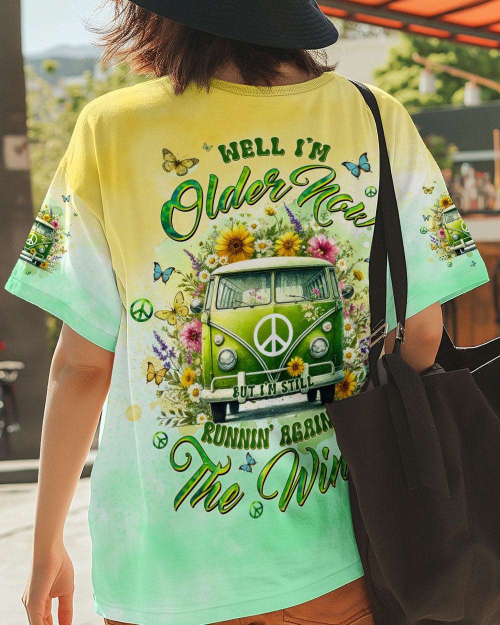 RUNNING AGAINST THE WIND BUS ALL OVER PRINT - TLTW0403255