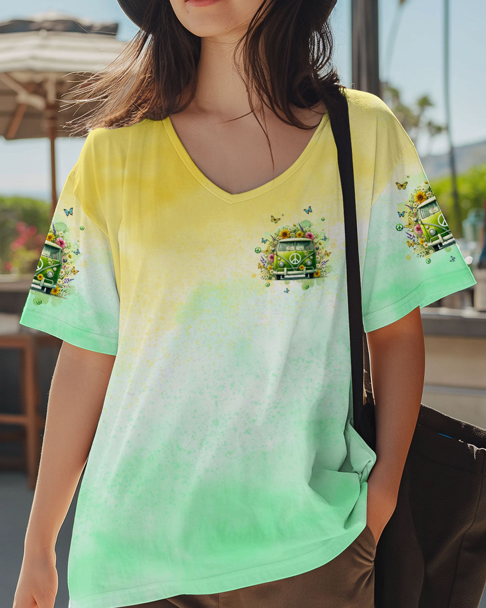 RUNNING AGAINST THE WIND BUS ALL OVER PRINT - TLTW0403255