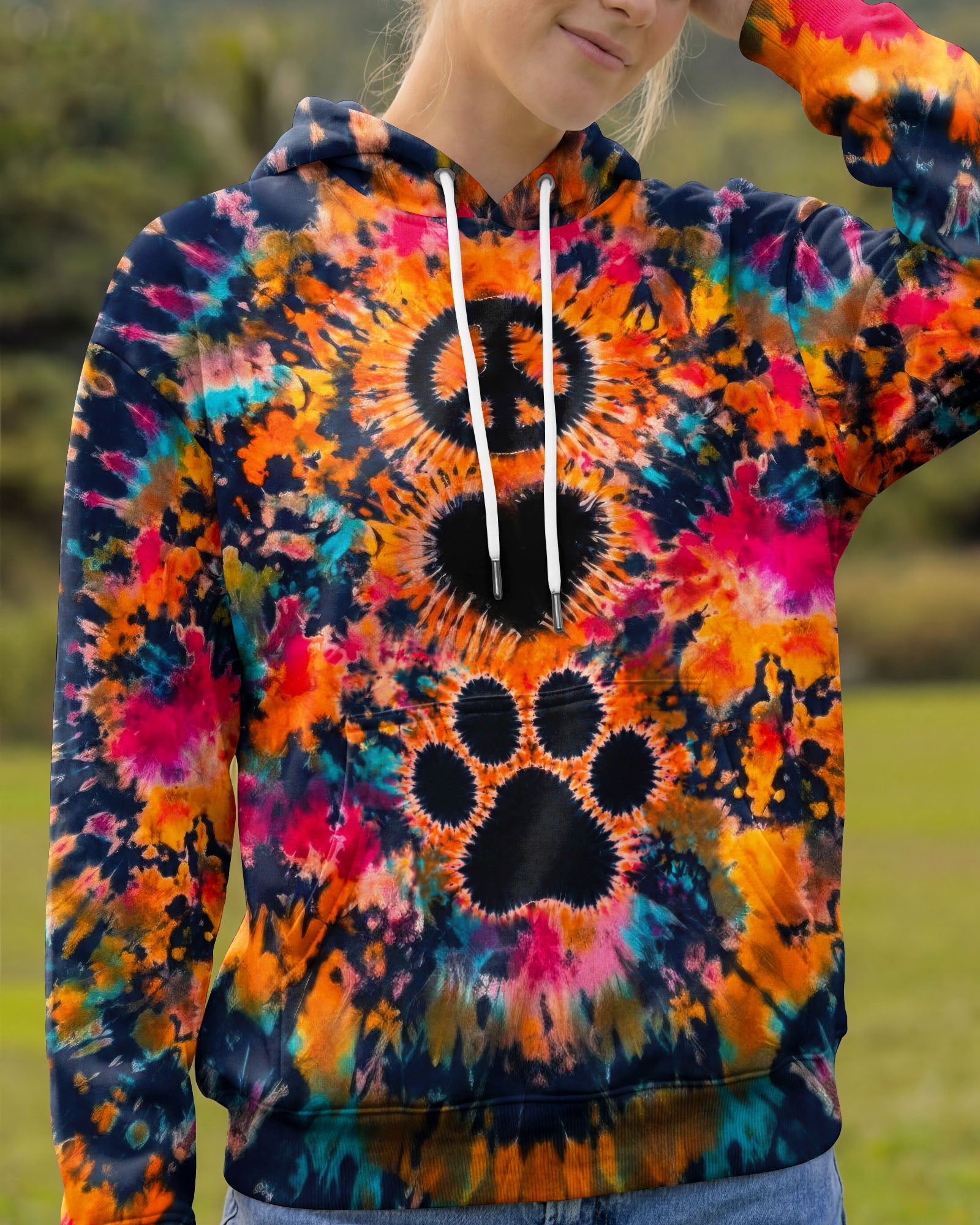 PEACE LOVE PAW PRINT ALL OVER PRINT - TLTW0406261