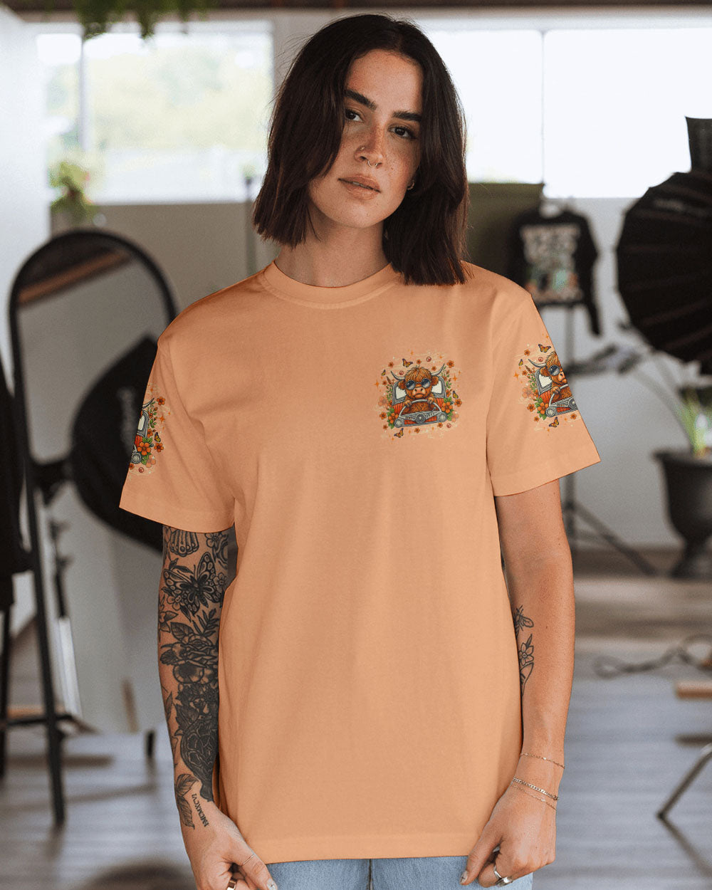 DON'T LOOK BACK COW ALL OVER PRINT - TLTW2108252