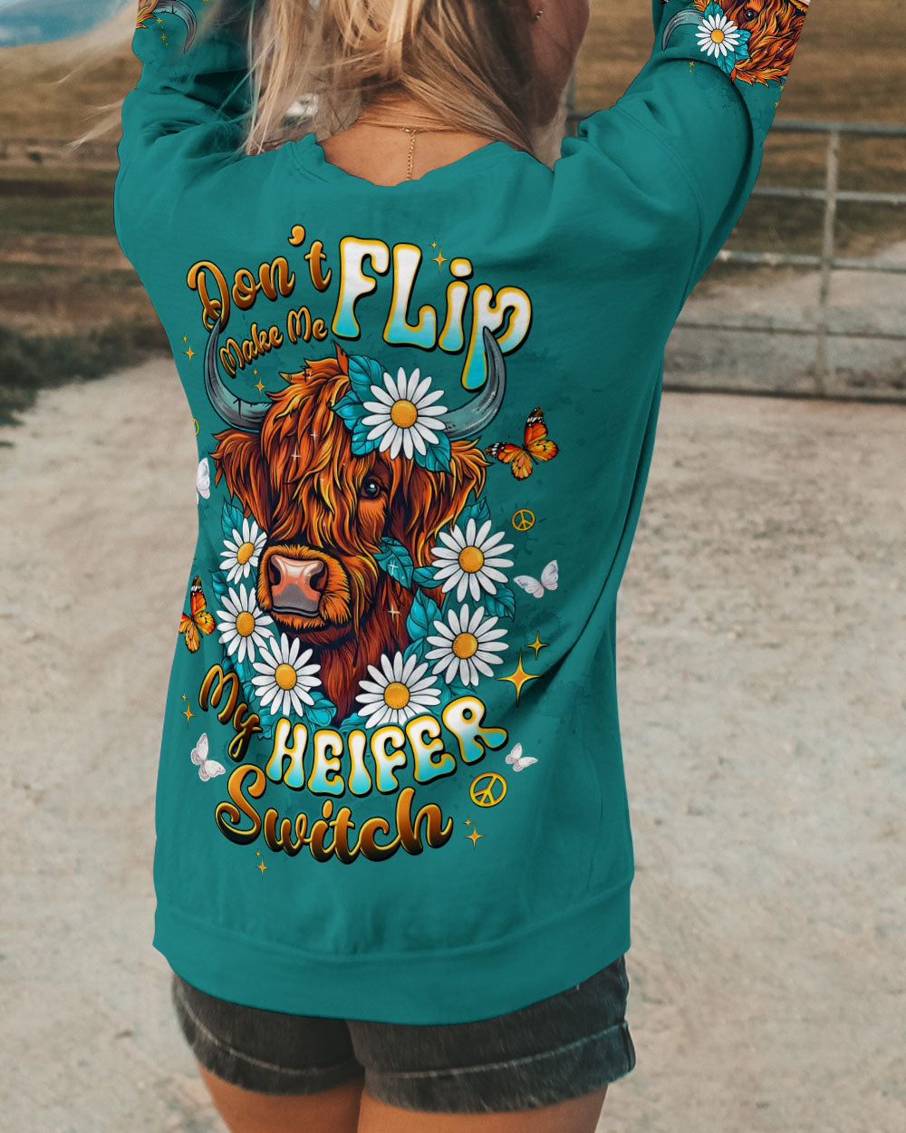 HEIFER SWITCH COW DAISIES ALL OVER PRINT - TLTW2910251