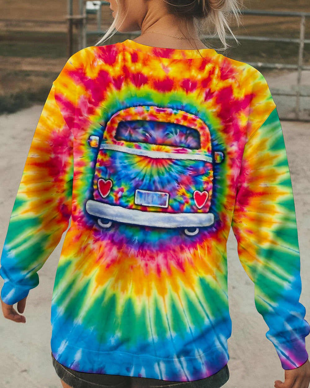 HIPPIE BUS  COLORFUL SWIRL ALL OVER PRINT  - TLTW3112251