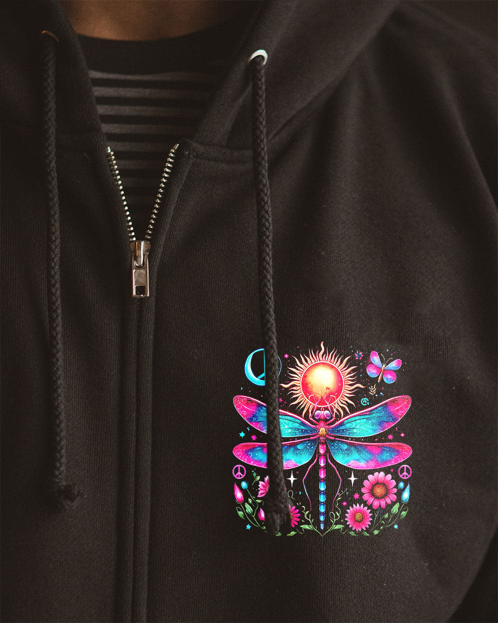 ONE LOVE ONE HEART ONE SPIRIT DRAGONFLY ALL OVER PRINT - TY2604241