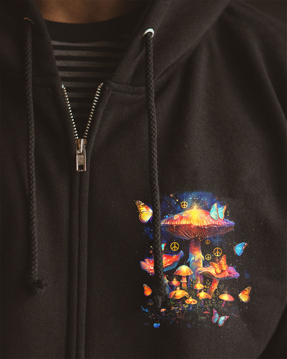 SO MUCH LIFE IN ONE LITTLE WORLD ALL OVER PRINT - TYHI1903241