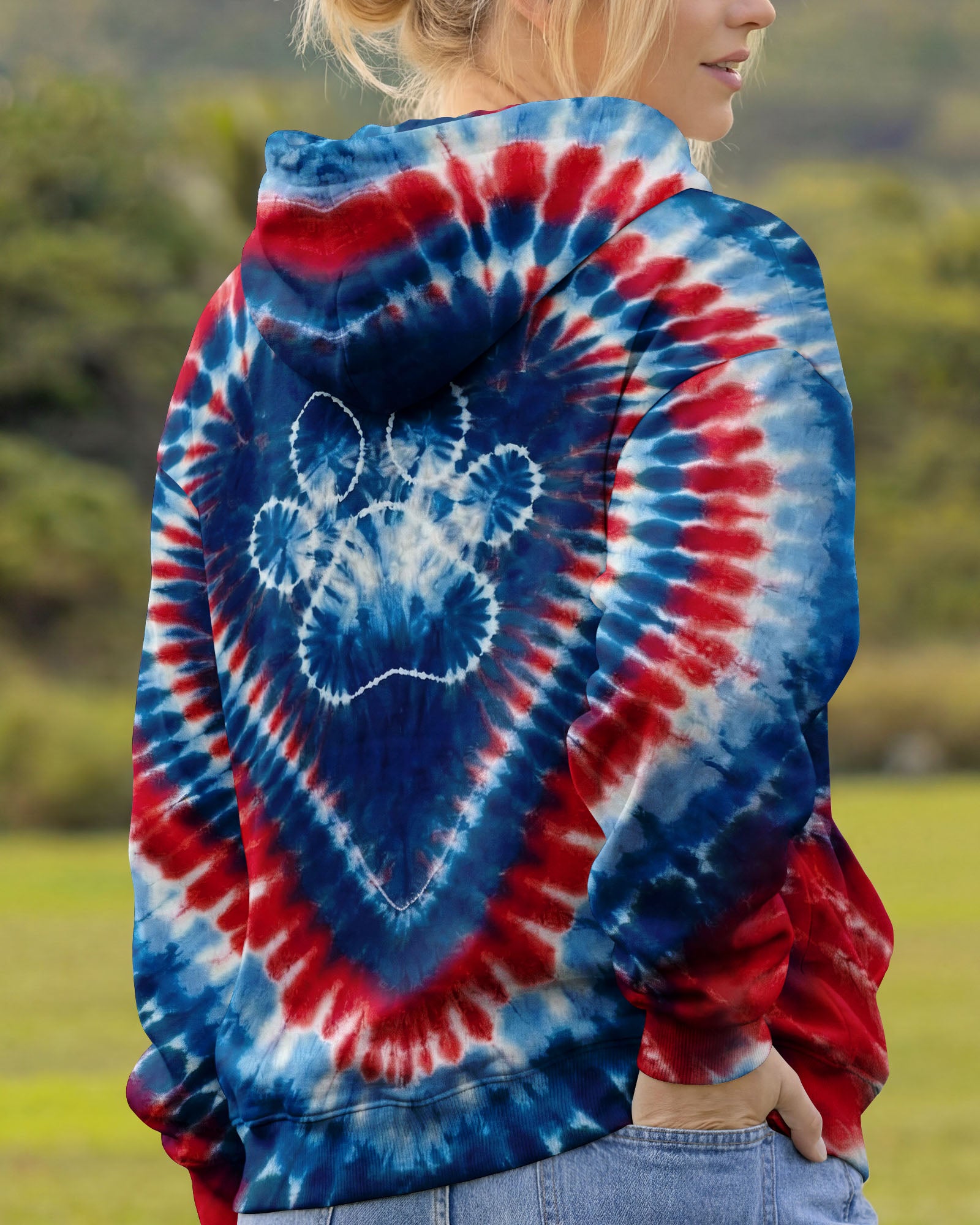 RED WHITE AND BLUE HEART PAW ALL OVER PRINT - TYLN0104263