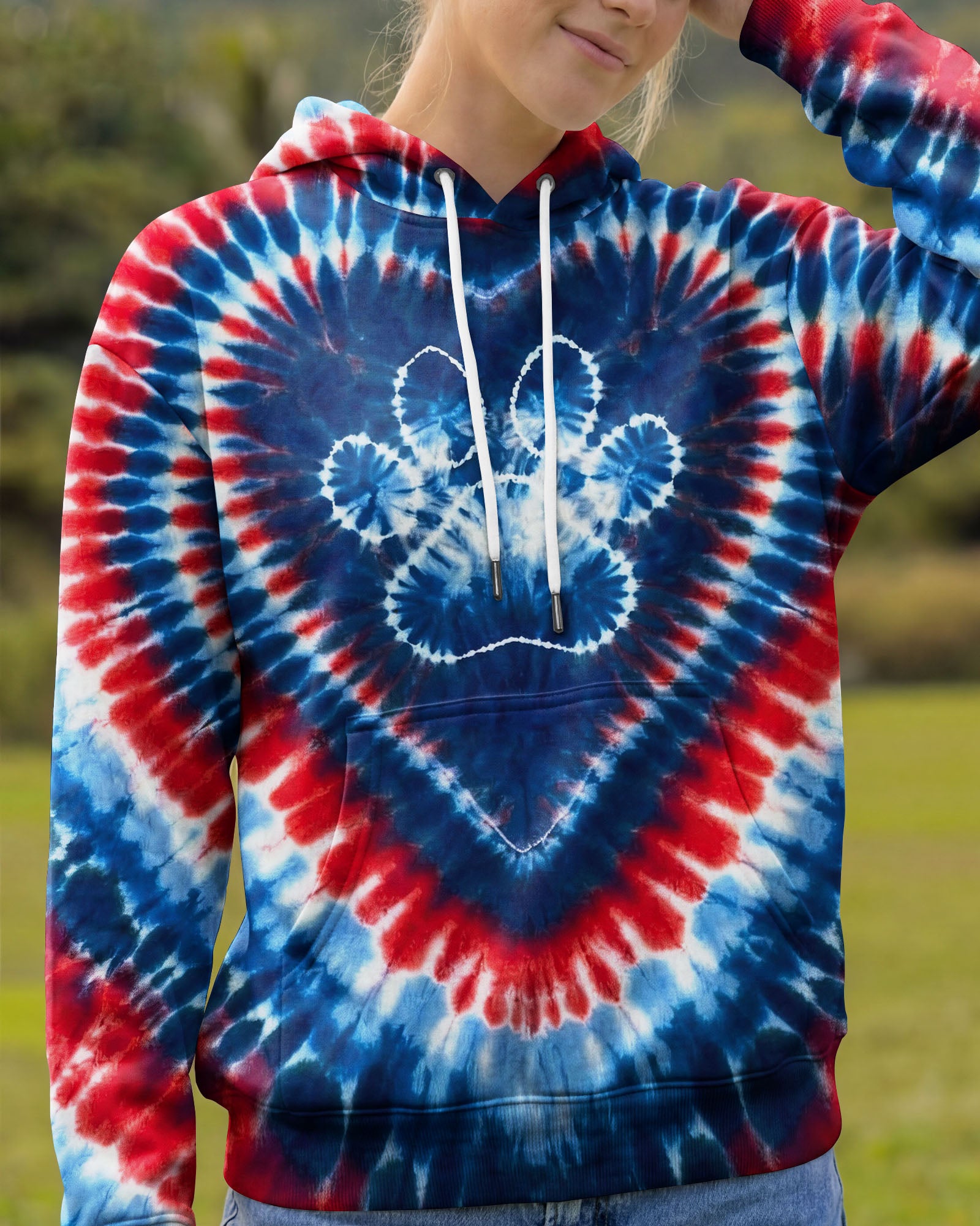 RED WHITE AND BLUE HEART PAW ALL OVER PRINT - TYLN0104263