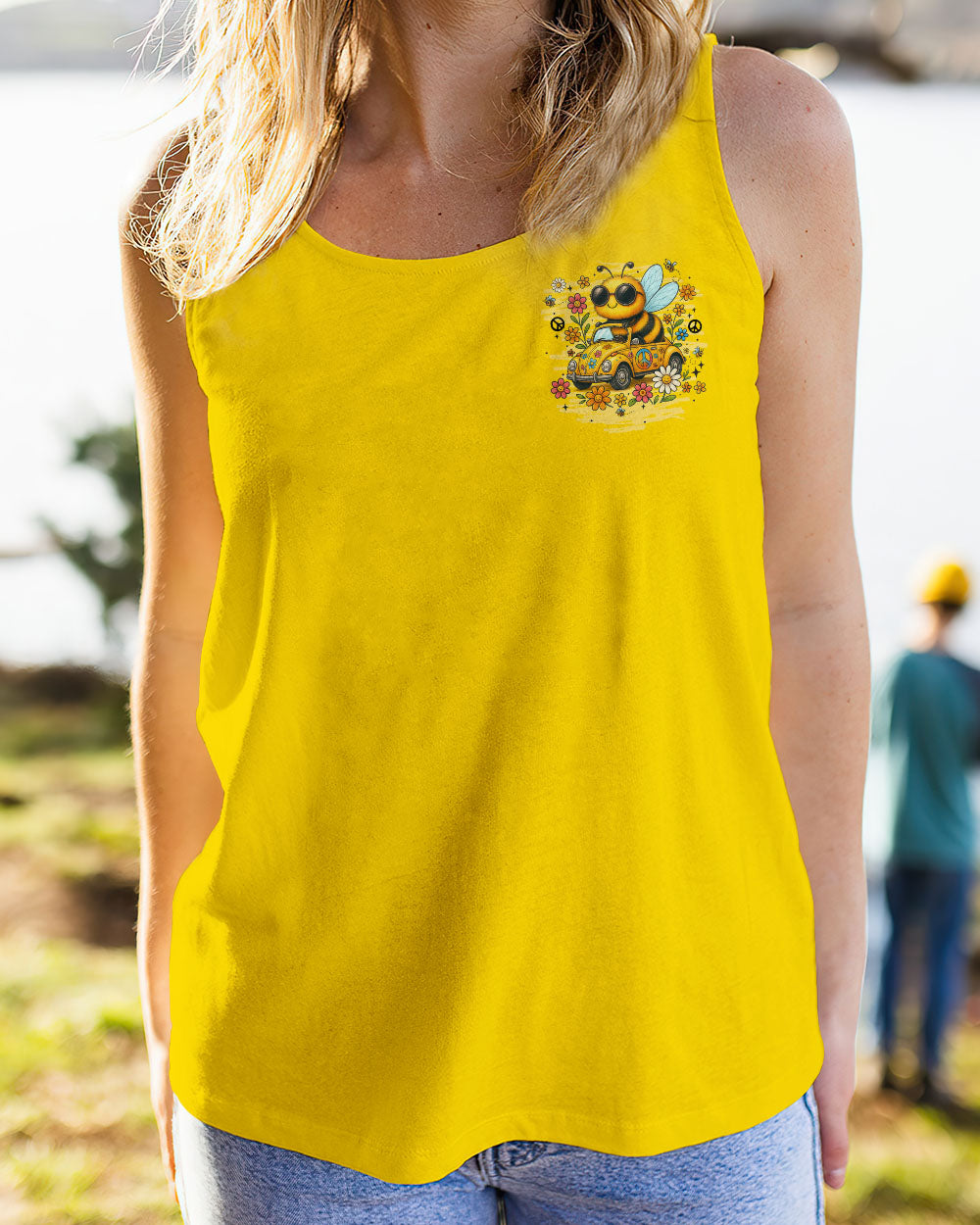 RUNNING AGAINST THE WIND BEE HIPPIE ALL OVER PRINT - TYTM0207252