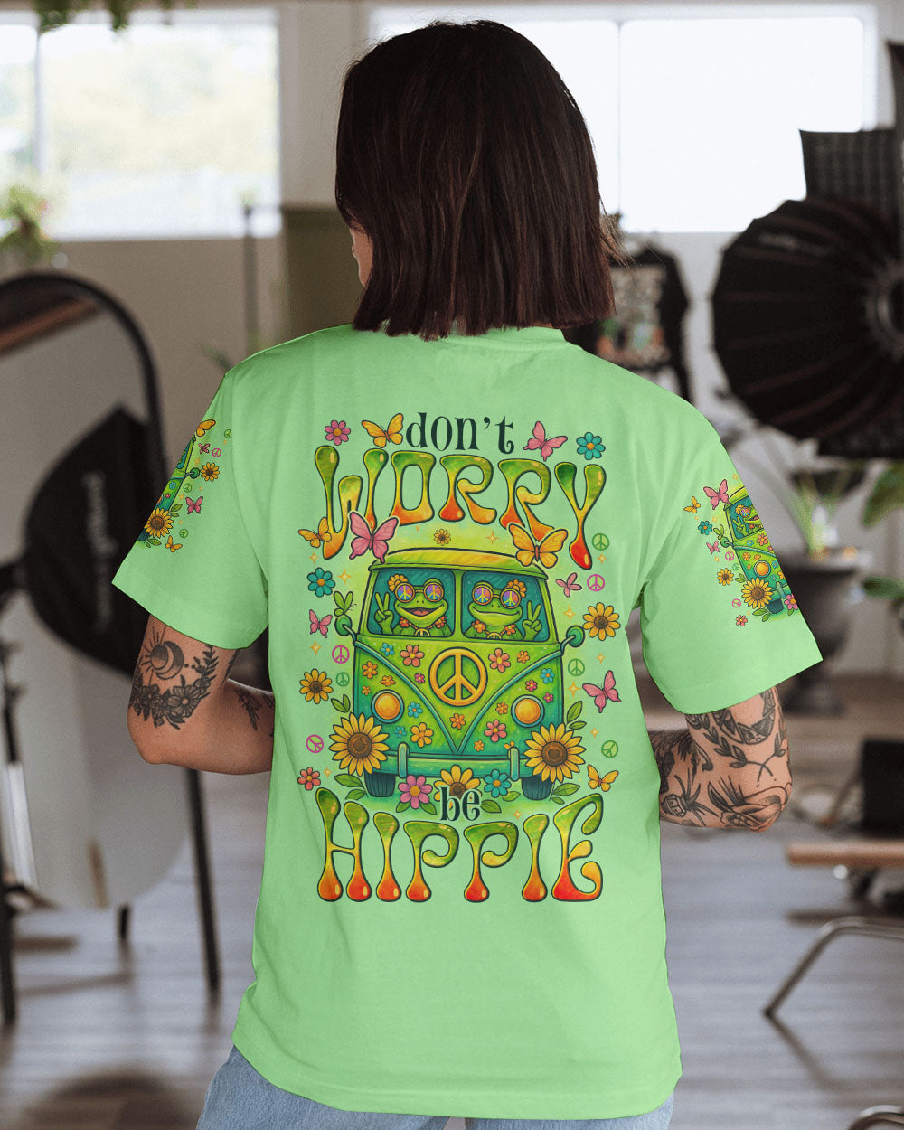 DON'T WORRY BE HIPPIE FROG ALL OVER PRINT - TYTM0304251