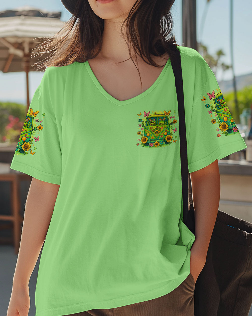 DON'T WORRY BE HIPPIE FROG ALL OVER PRINT - TYTM0304251
