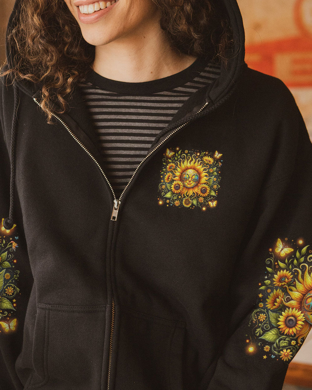 HERE COMES THE SUN ALL OVER PRINT - TYTM1005244
