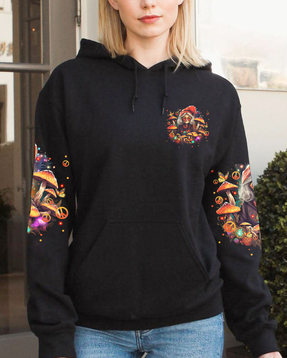OLD HIPPIES MAKE GROOVY GRANDMAS ALL OVER PRINT - TYTM1210231
