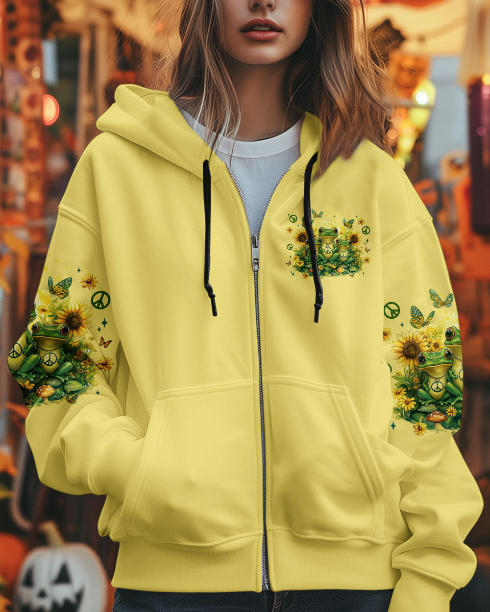 MAKE MEMORIES WITH THE RIGHT PEOPLE FROGS ALL OVER PRINT - TYTM1803252