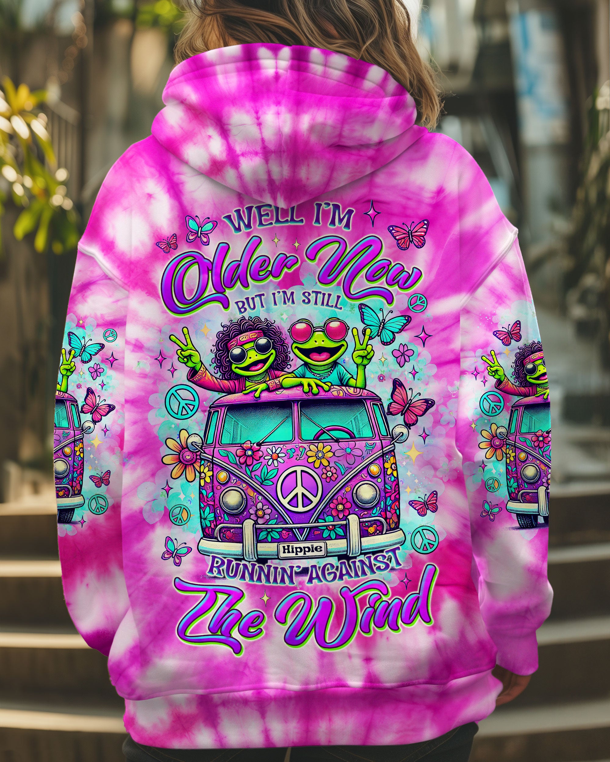 RUNNING AGAINST THE WIND BUS FROG ALL OVER PRINT - TLNZ2312243