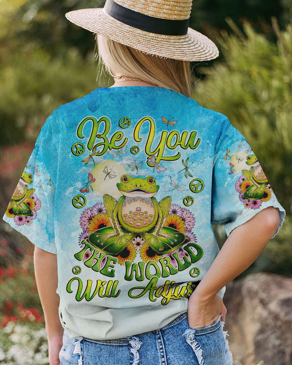 BE YOU THE WORLD WILL ADJUST FROG ALL OVER PRINT - TLNO2908232