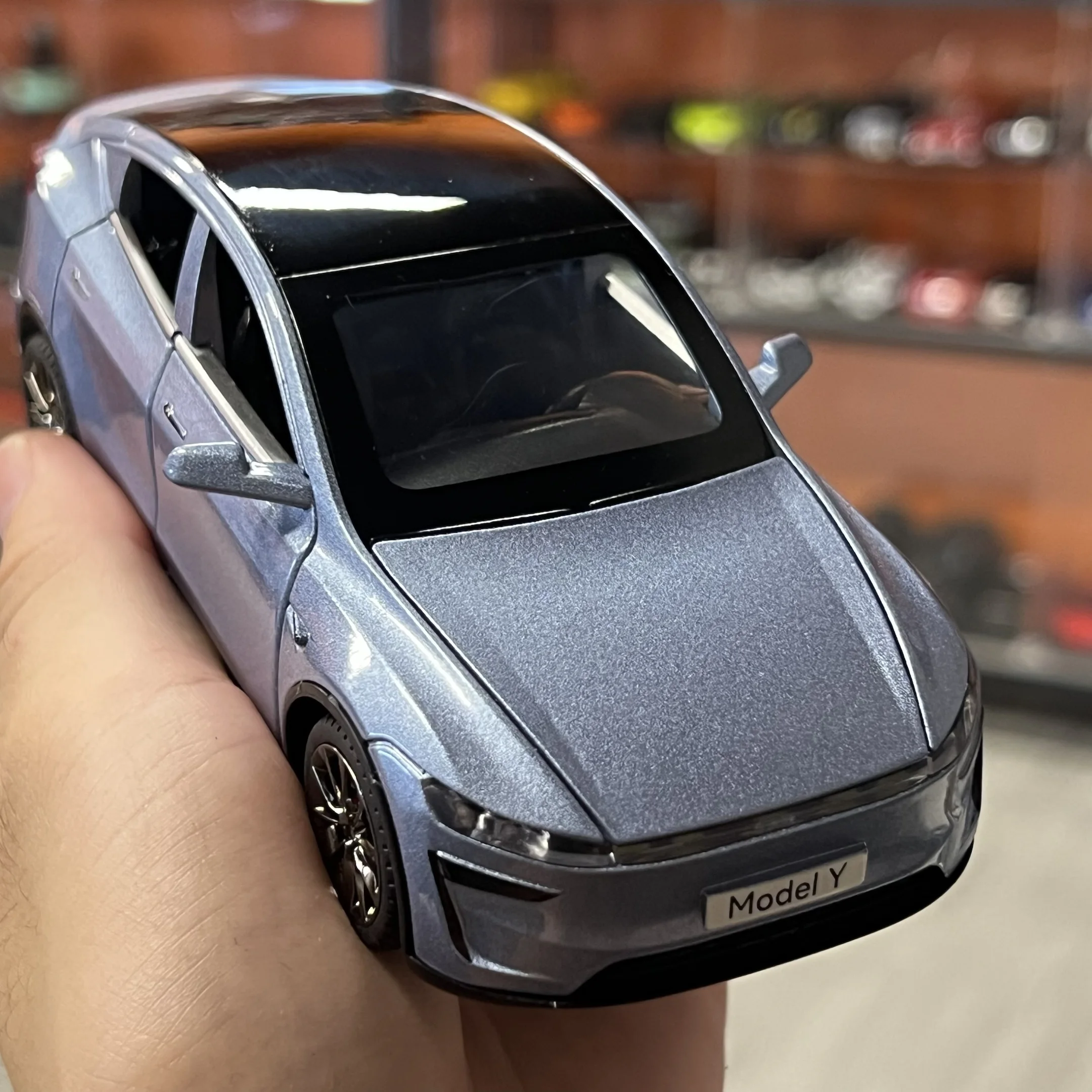 New 1:32 Model Y Electric SUV Alloy Metal Diecast Model Car Sound And Light Pull Back Children Toy Cars Birthday Present Friend-Leplay