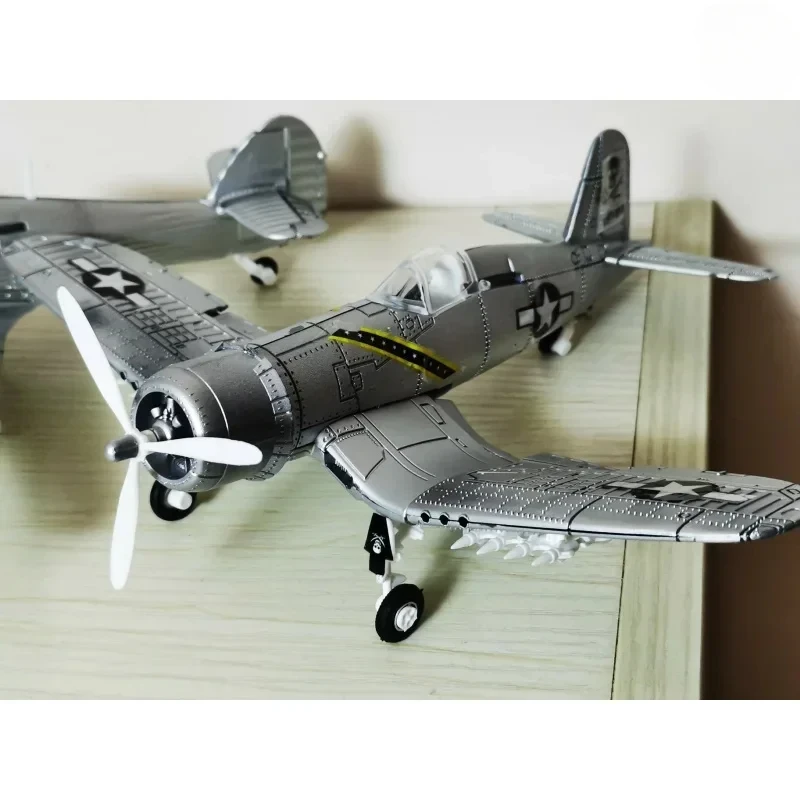 1/48 WWII American Corsair Mustang British Spitfire Hurricane German BF109 Fighter Jet Plastic Assembled Airplane Model Kit Toy-Leplay