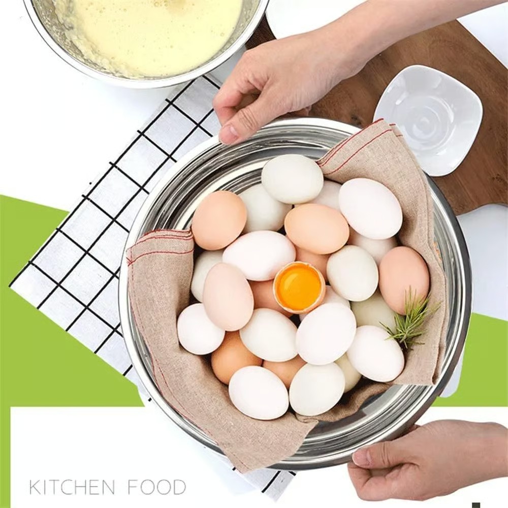 Everyday Stainless Steel Mixing Bowl Set with Airtight Lids
