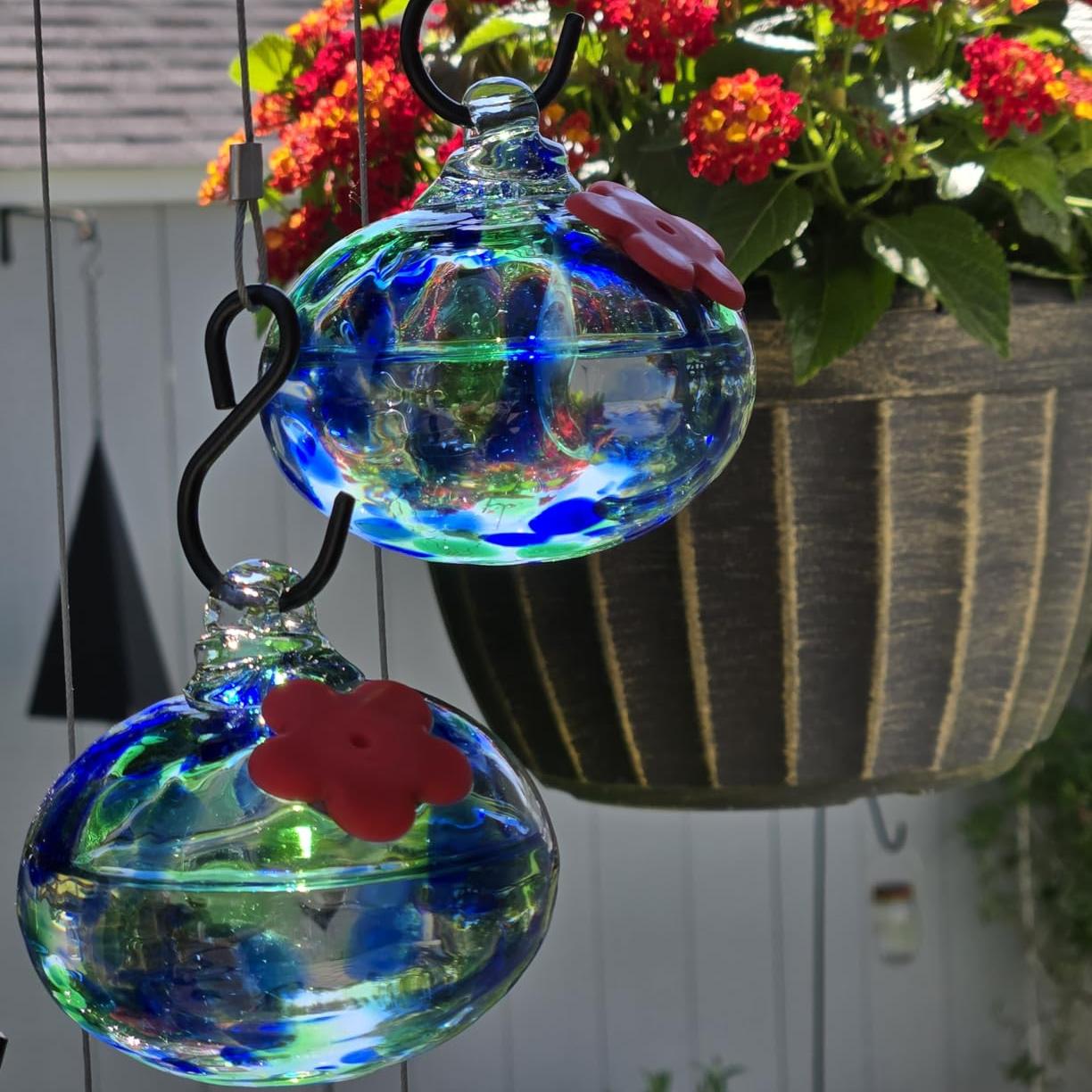Charming Wind Chimes Hummingbird feeders