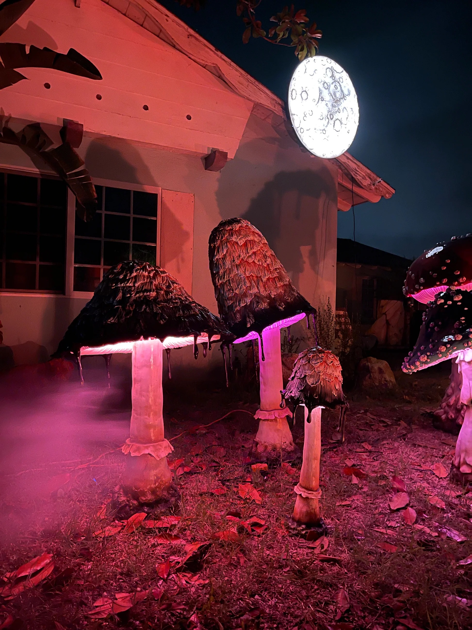 Glowing Ghost Mushroom Garden Art Décor