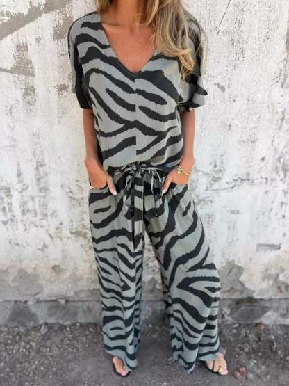 New Arrivals🔥 Zebra Print V-Neck Top and Pants Set