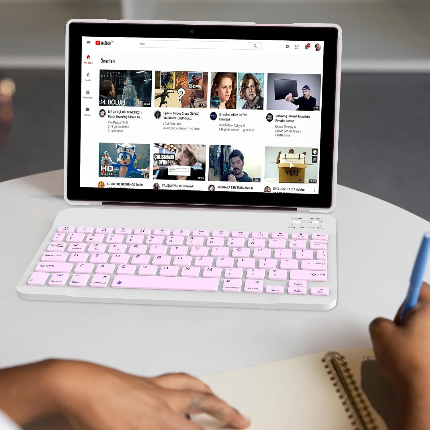 Tablet con teclado 2 en 1, Android 11, 10.1 pulgadas FHD, con teclado/mouse/funda/lápiz capacitivo/película templada, 64 GB+2 GB, Wi-Fi, cámara dual 8 MP, procesador quad core, batería 6,000 mAh, rosa