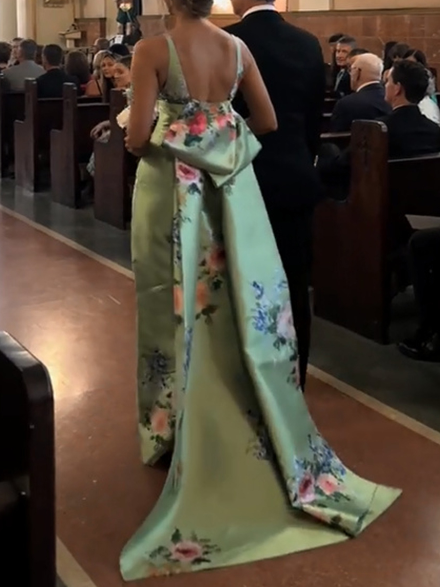 Sheath/Column V-neck Floor-Length Satin Mother of the Bride Dresses