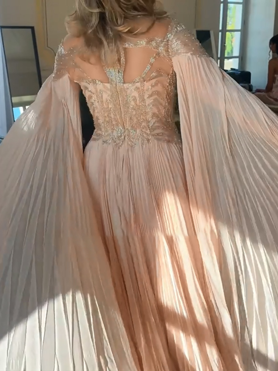 A-line/Princess High Neck Long Sleeves Sequin Sweep Train Chiffon Mother of the Bride Dresses