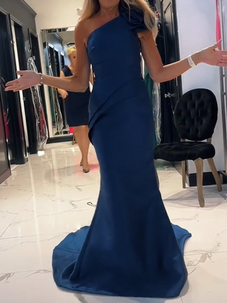Sheath/Column One-Shoulder Flower Sweep Train Taffeta Mother of the Bride Dresses