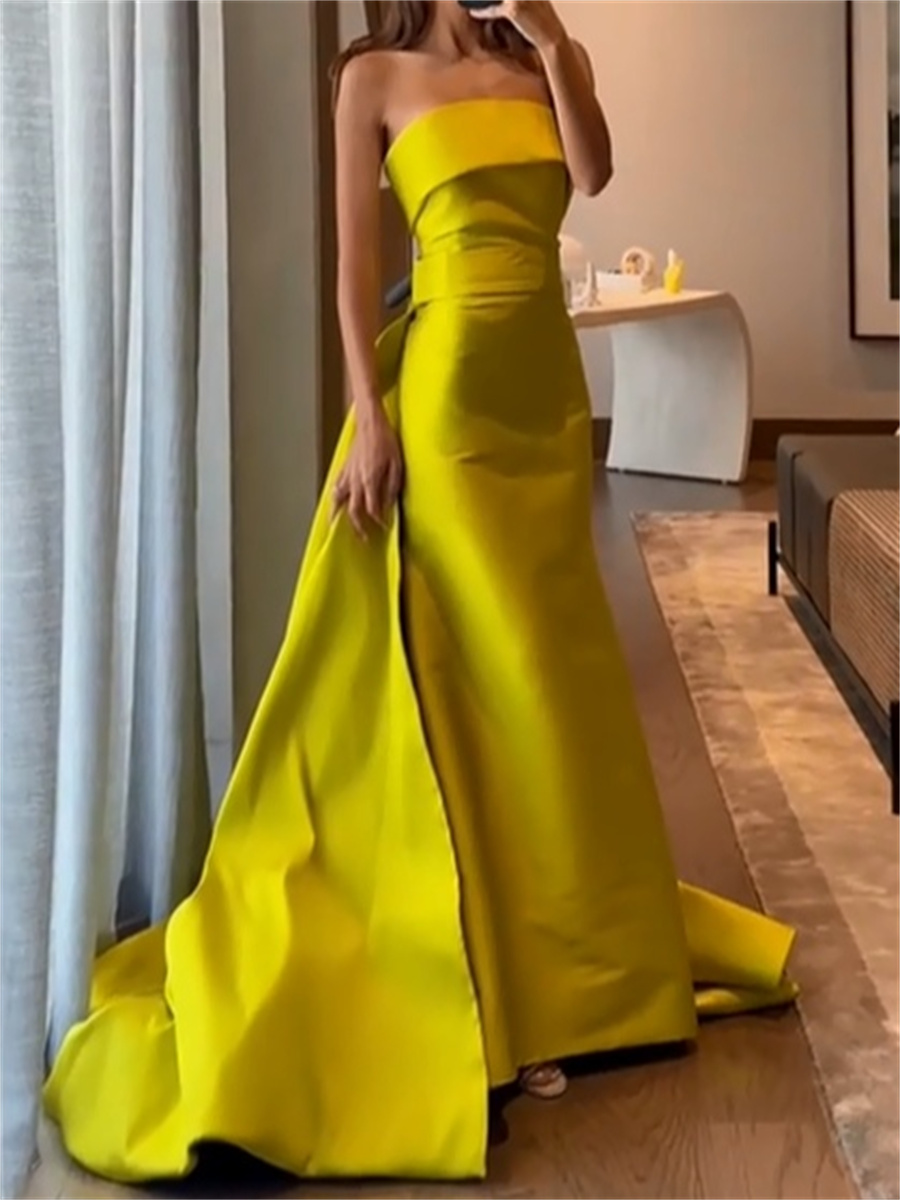 Sheath/Column Straight Pleated Floor-Length Satin Mother of the Bride Dresses