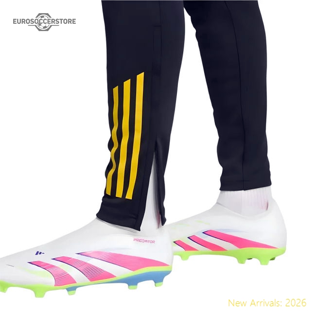 2025-2026 Man Utd EU Training Pants (Black)-Vantage Point Soccer