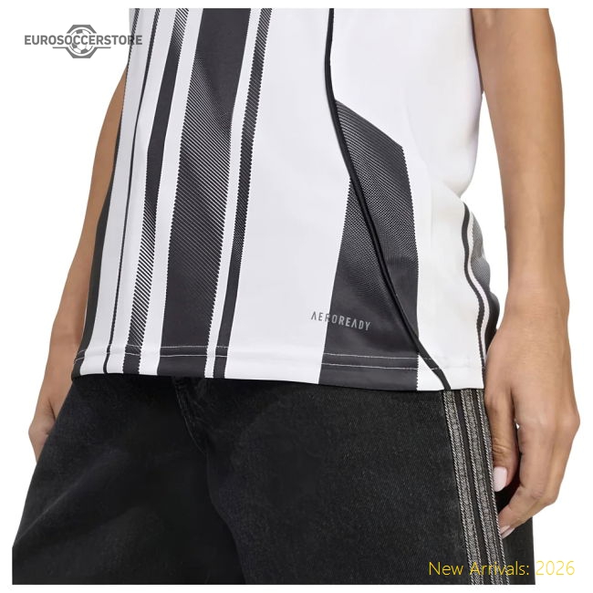 2025-2026 Juventus Home Shirt (Womens)-Vantage Point Soccer