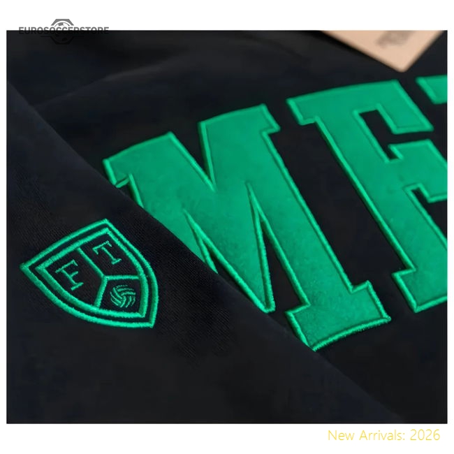 Mexico Retro Football Sweatshirt (Black)-Vantage Point Soccer