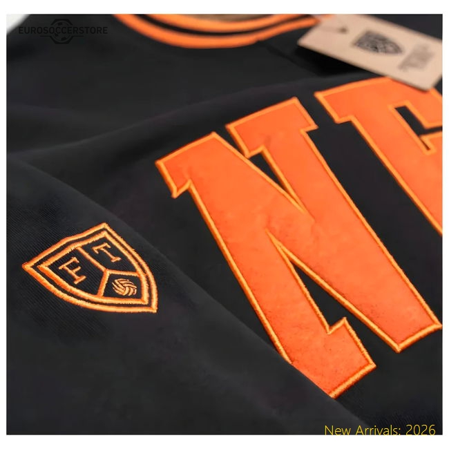 Netherlands Retro Football Sweatshirt (Black)-Vantage Point Soccer