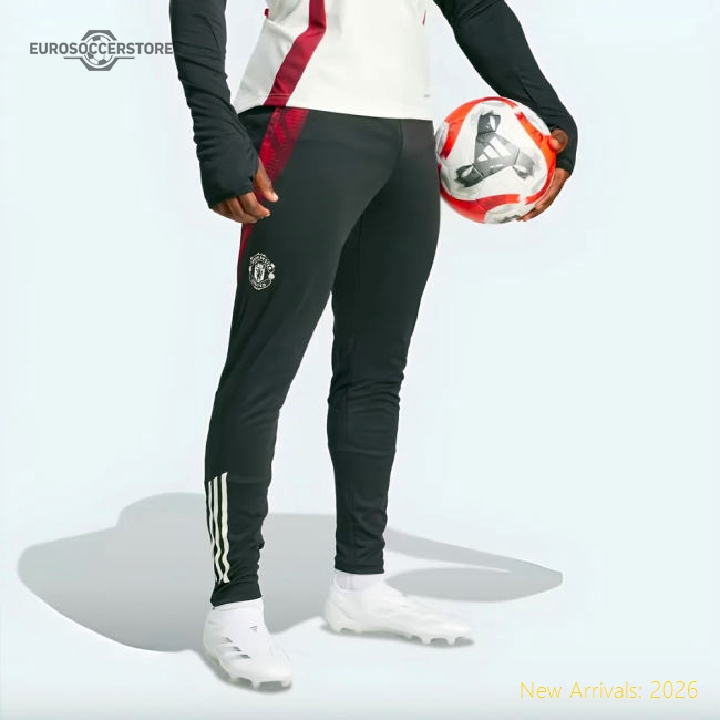 2025 Man Utd Training Pants (Black)-Vantage Point Soccer