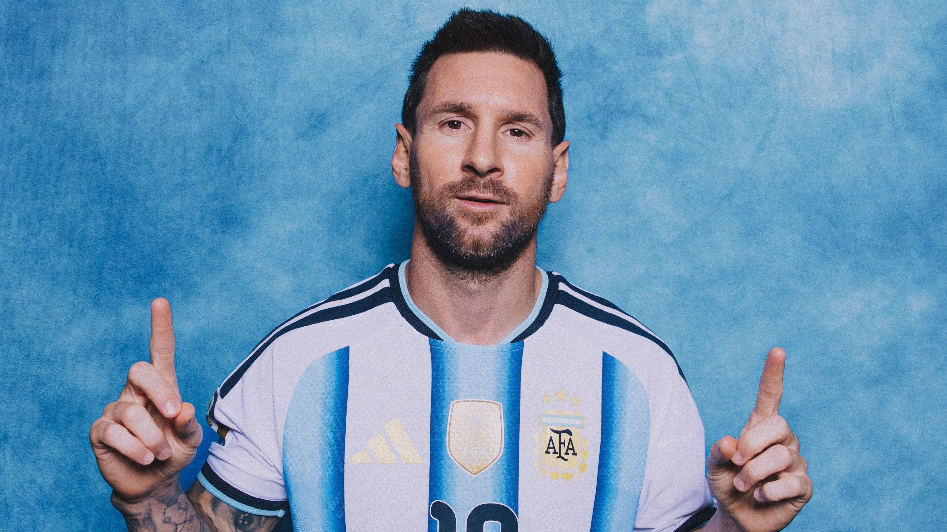 Lionel Messi wearing the Argentina national team home shirt