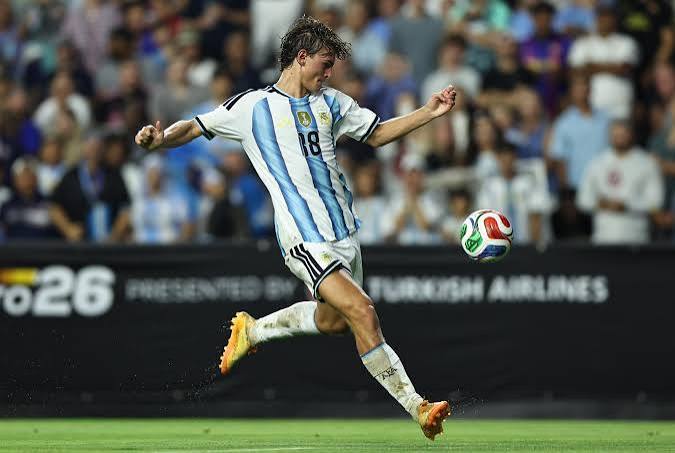 Nico Paz Argentina midfielder
