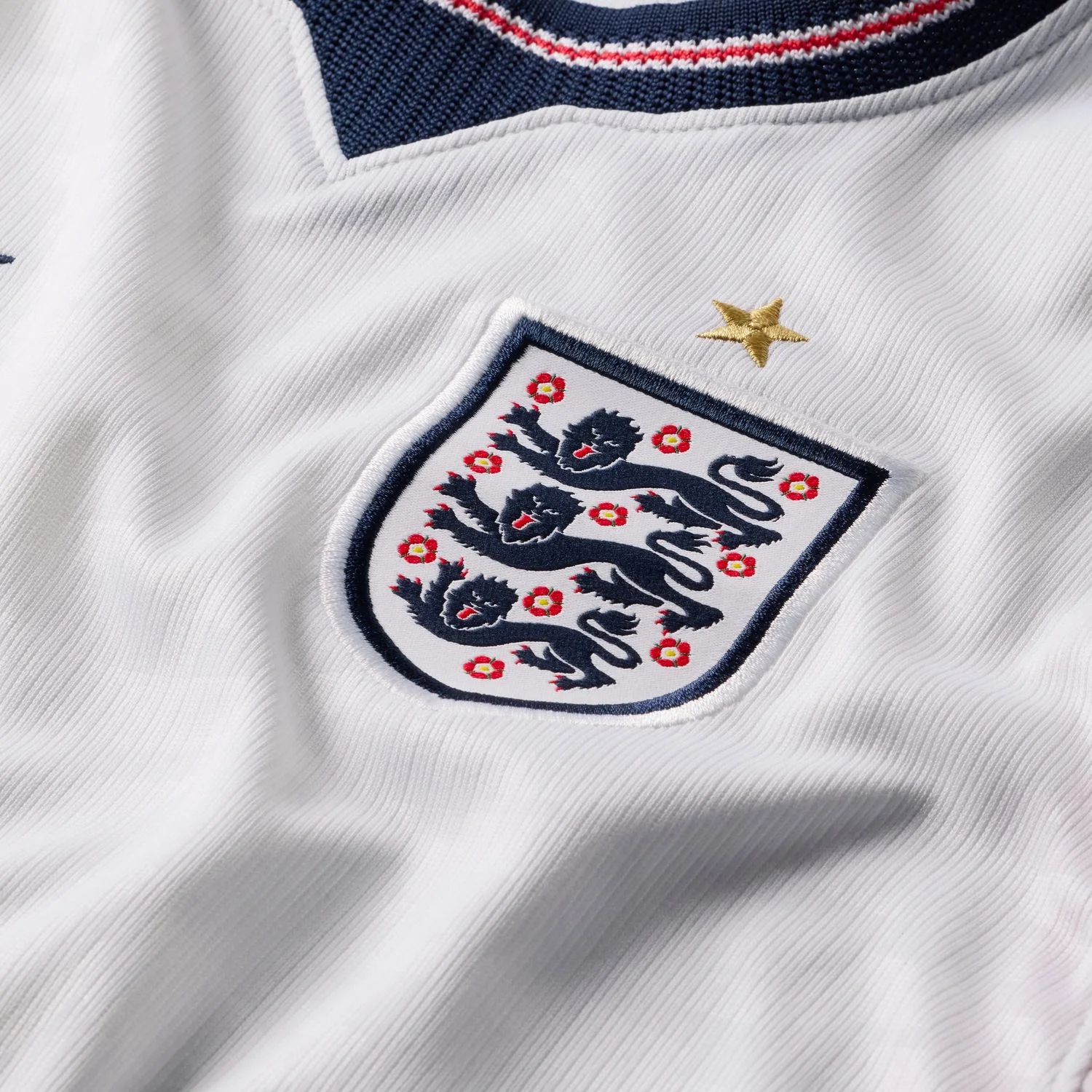 England 2026 Home Youth Jersey - Three Lions Junior Heritage Kit-Jersey Chest: 2026 World Cup Soccer Kits