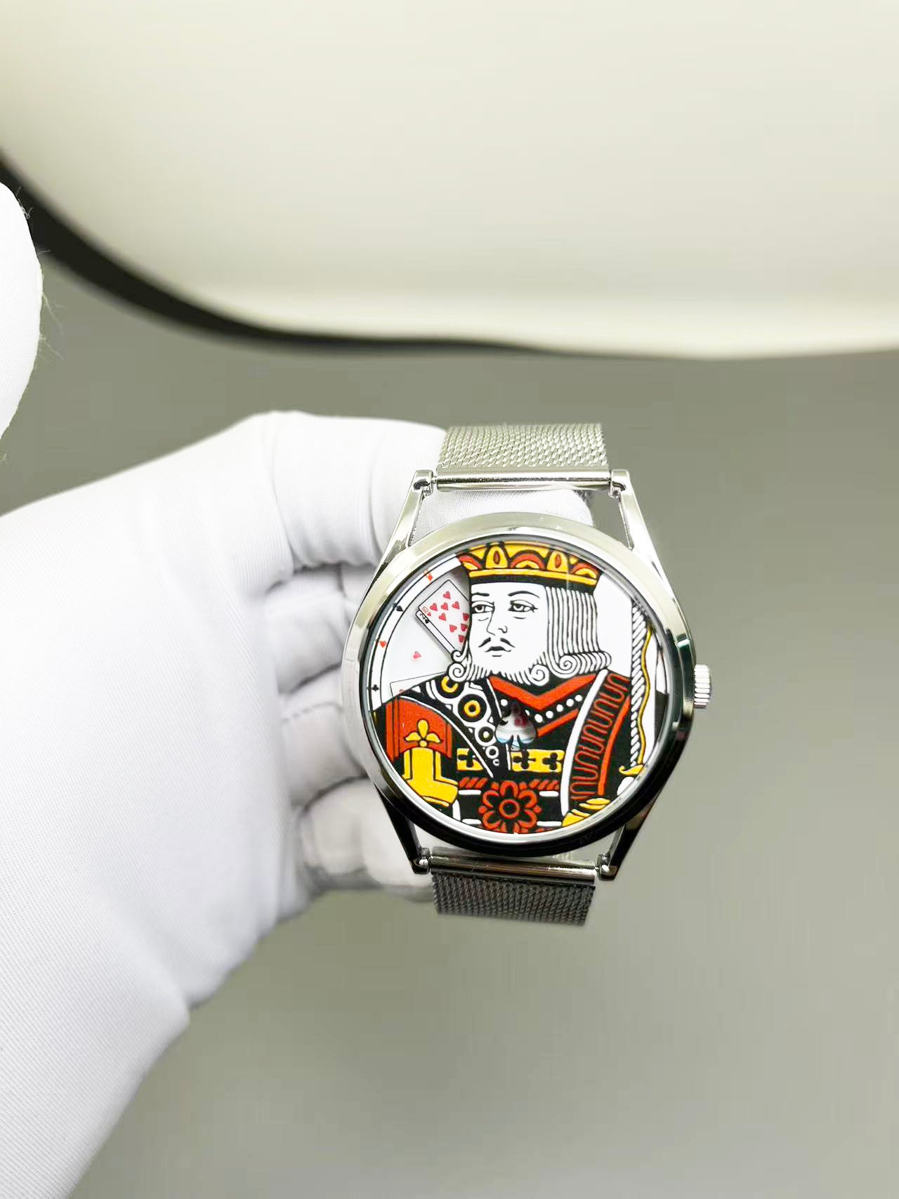 Cartoon King Character Watch – Fun Cartoon Wristwatch for Kids & Collectors