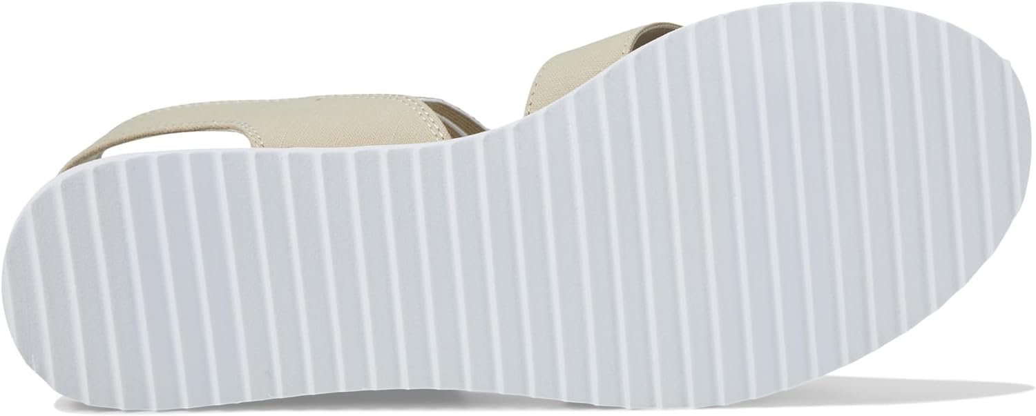 Slaykechers Women's Bob's Desert KISS Shore Enough