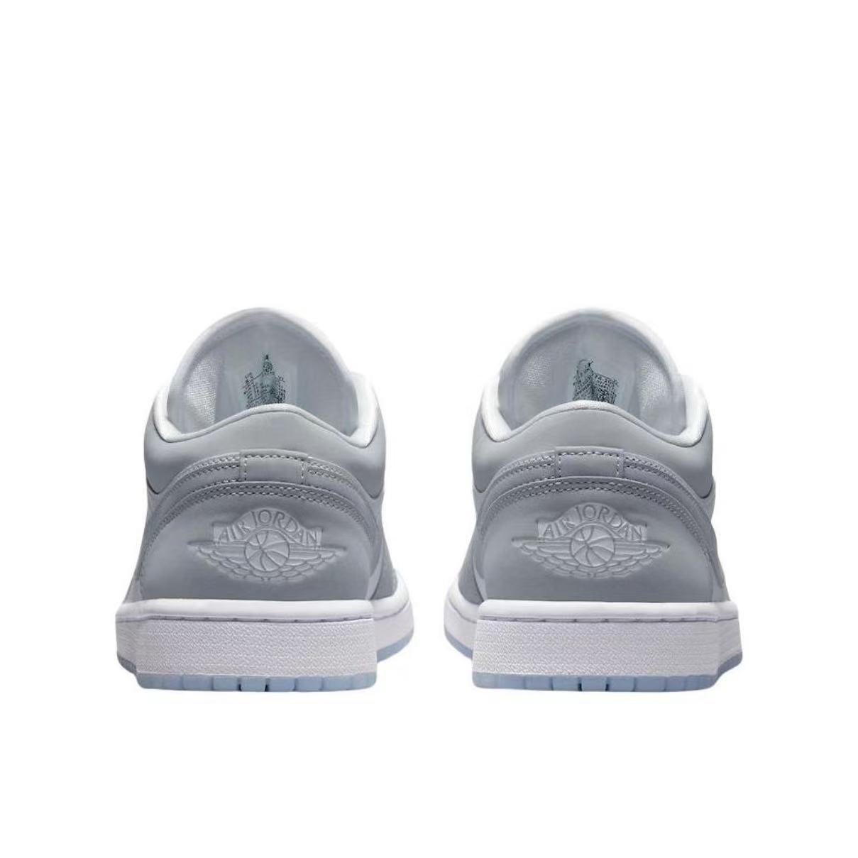 Air Jordan 1 Low Wolf Grey