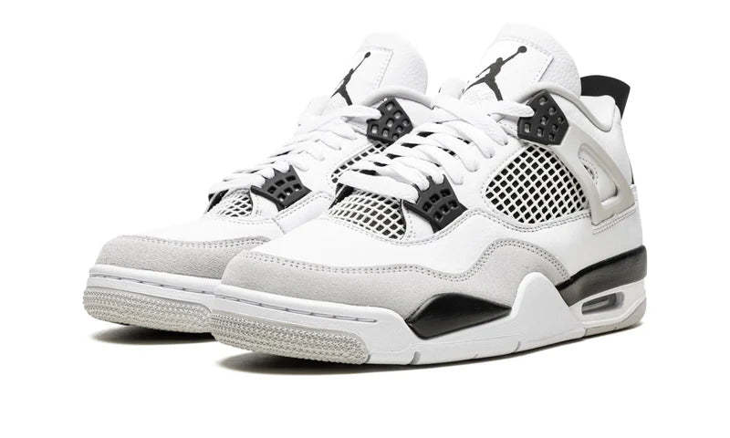 Air Jordan 4 'Military Black'