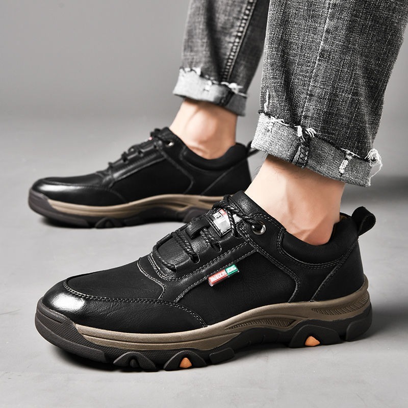 🔥 50% zniżki tylko dziś! Nie przegap! ⏰ Ergonomicznie zaprojektowane buty ortopedyczne – zapewniają naturalne wsparcie łuku stopy 👞 Skutecznie łagodzą ból stóp