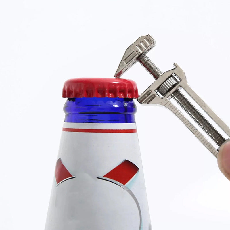 🔥Last Day 50% OFF -Portable Multifunction Keychain Tool Combines a Cutter, Screwdriver, and Everyday Utility Functions for Camping and Daily Use